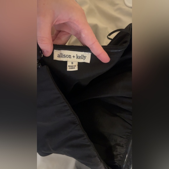 Black Strapless Dress w Bow - Picture 6 of 6